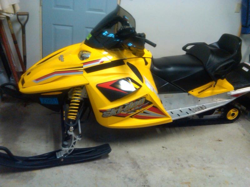 used-snowmobile1